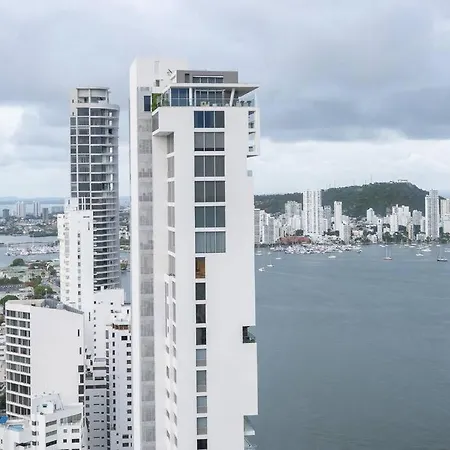 With Beautiful View In Infinitum By Huespedia Apartment